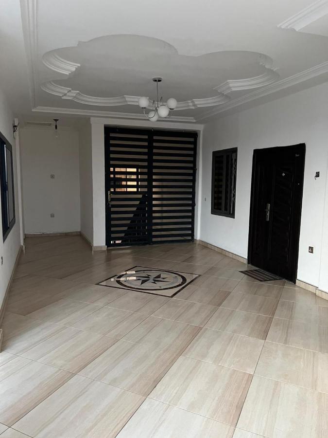 Baffour Apartments Adiebeba المظهر الخارجي الصورة