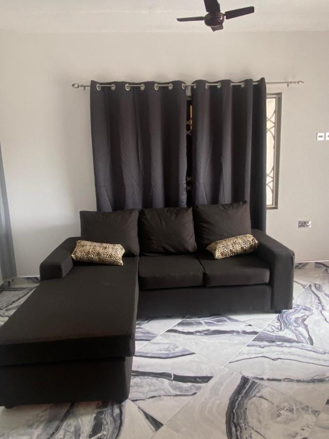 Baffour Apartments Adiebeba المظهر الخارجي الصورة