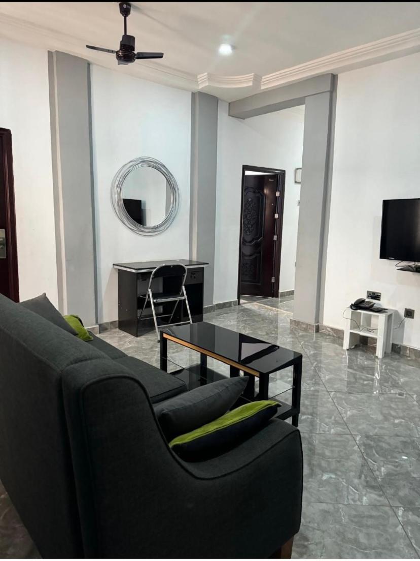 Baffour Apartments Adiebeba المظهر الخارجي الصورة