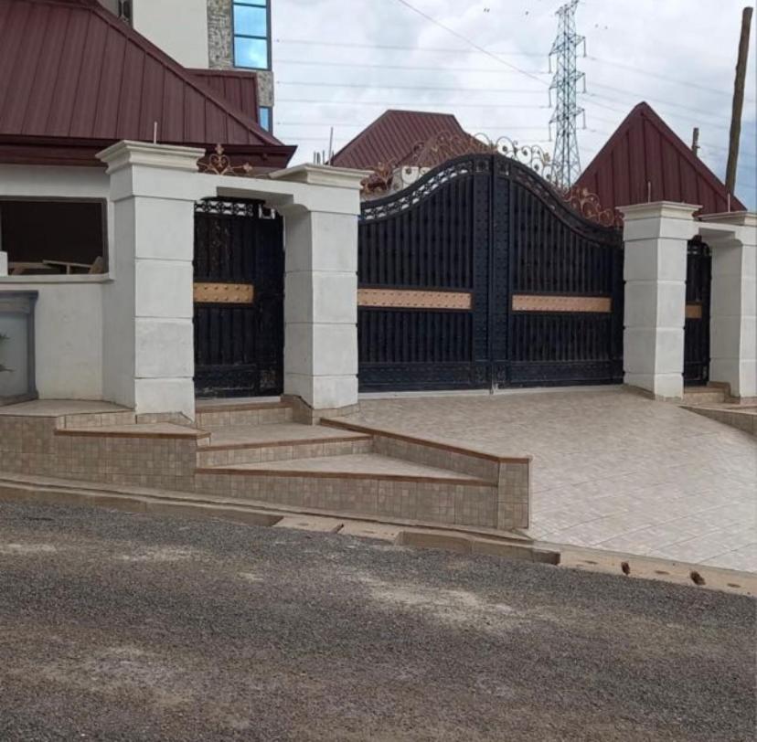 Baffour Apartments Adiebeba المظهر الخارجي الصورة