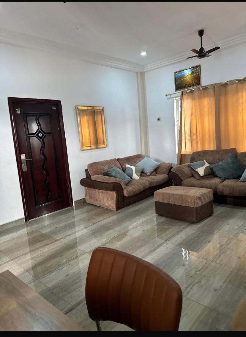 Baffour Apartments Adiebeba المظهر الخارجي الصورة