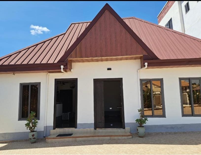 Baffour Apartments Adiebeba المظهر الخارجي الصورة