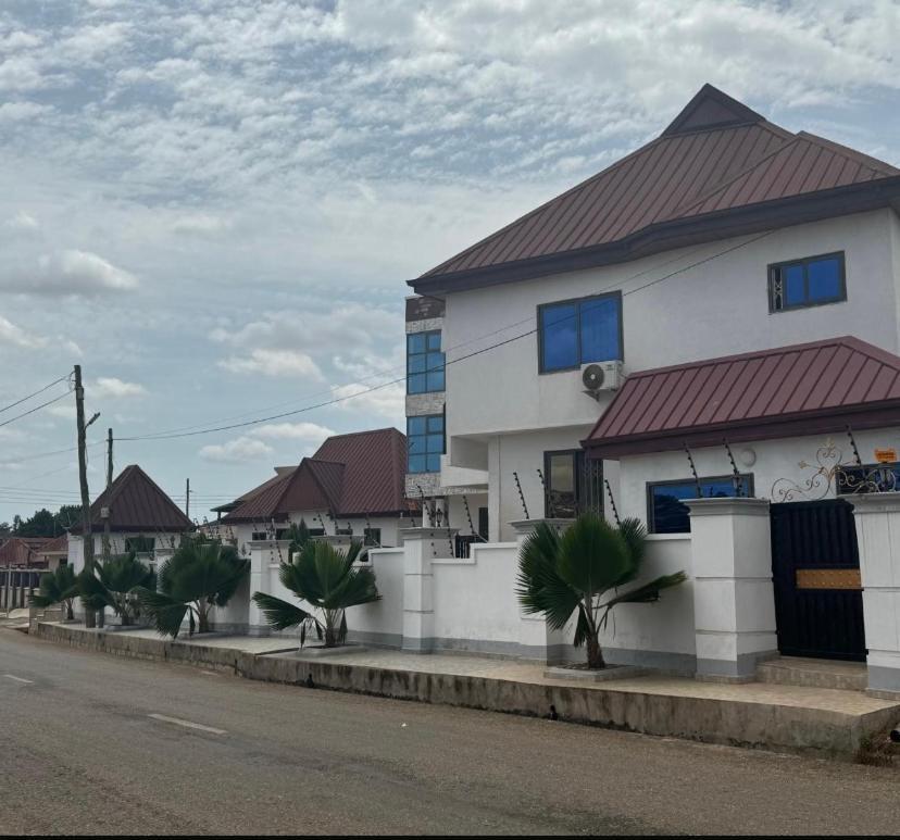 Baffour Apartments Adiebeba المظهر الخارجي الصورة
